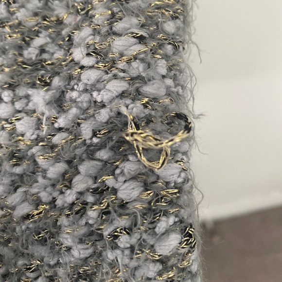 Fuzzy Chunky Knit Boucle Sweater | Jennifer Lopez | Gold Metallic Sweater |NWT | - Picture 14 of 15